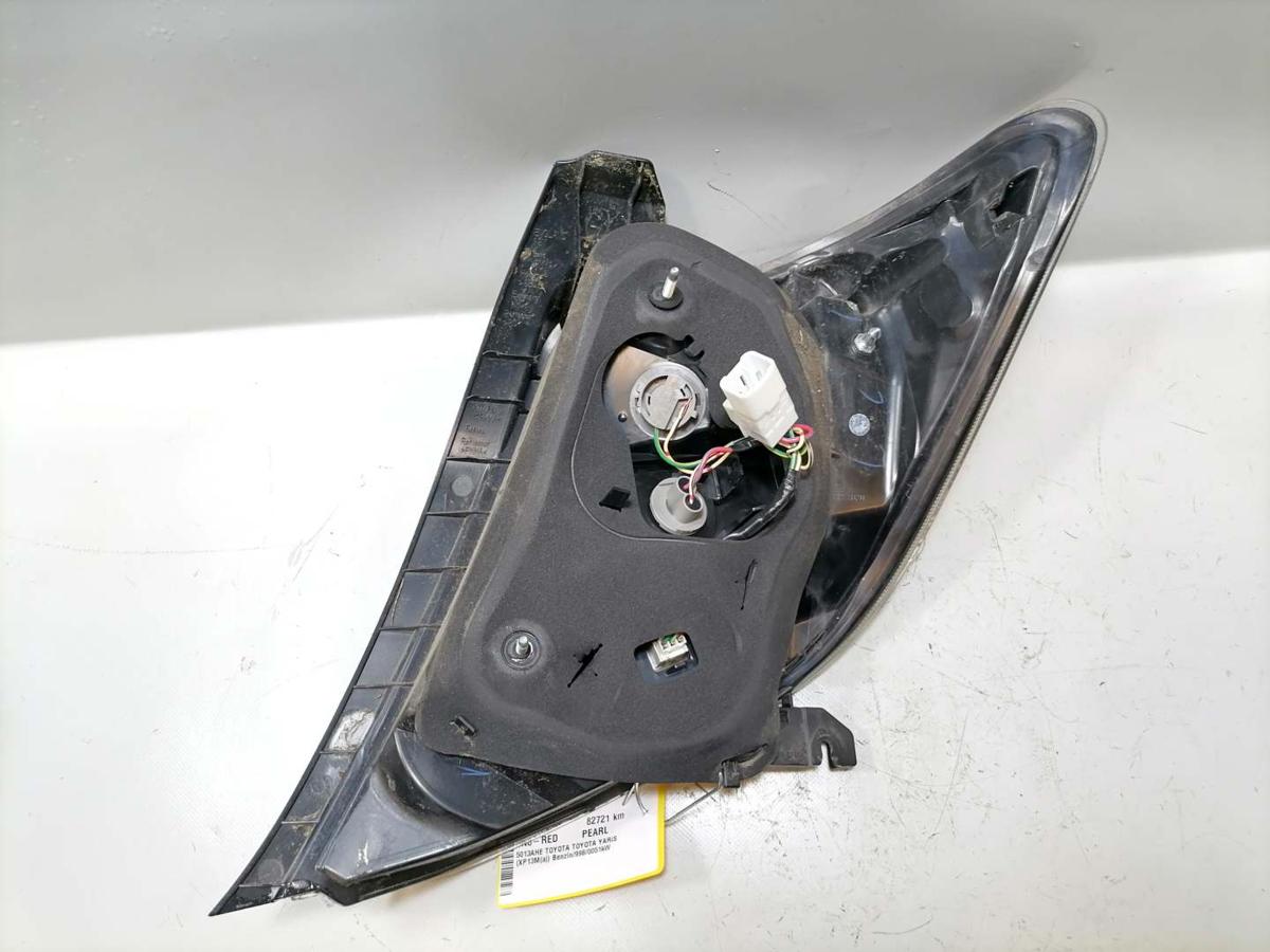 Toyota Yaris XP13 original Rücklicht Rückleuchte links teil LED BJ14